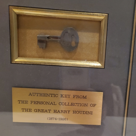 Authentic Harry Houdini Framed Original - Picture 3 of 8